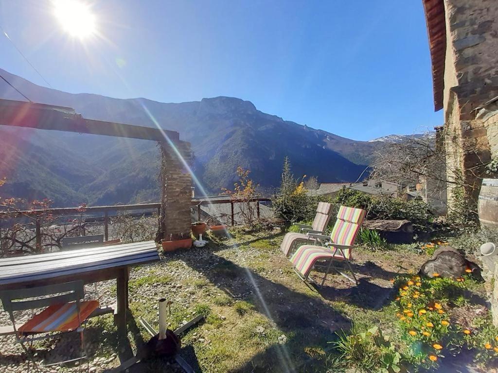 Gite Paisible Au Coeur Des Montagnes A Nohèdes Zewnętrze zdjęcie